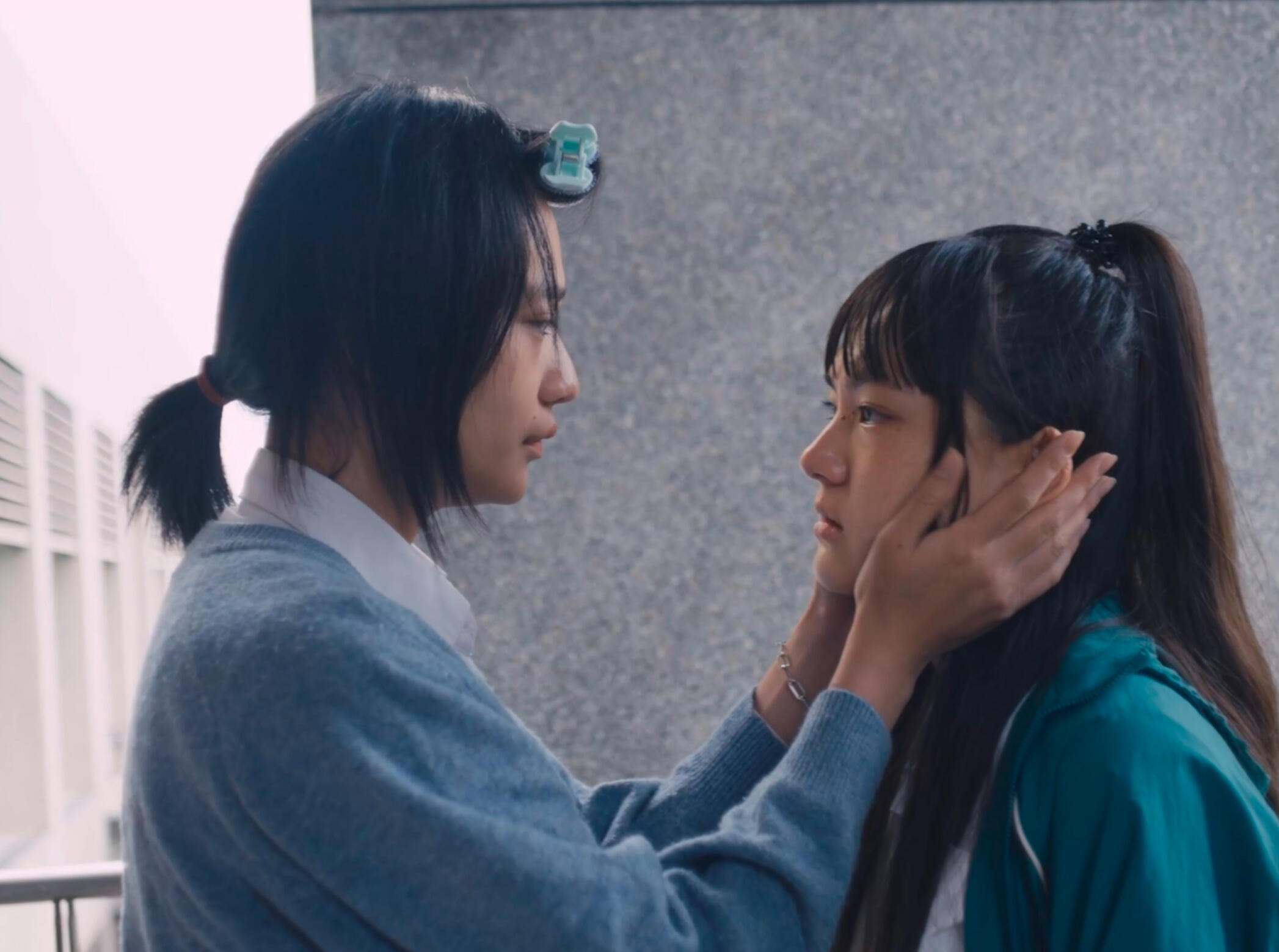 《左右手》